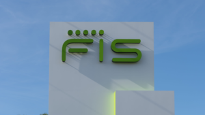 미국 플로리다 주 탬파에 있는 FIS 지상 표지판을 닫습니다. Fidelity National Information Services(FIS)는 광범위한 금융 상품을 제공하는 미국 회사입니다.